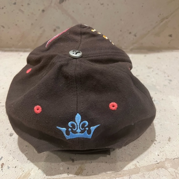 Heart Queen Hat- Women’s - Picture 5 of 9